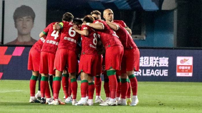 Shanghai Shenhua với Qingdao West Coast